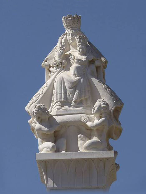 Monumento Virgen de Valme en Plazoleta de Valme